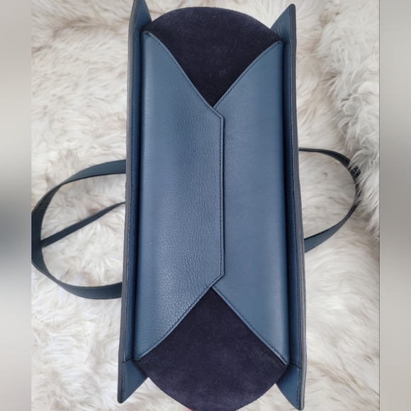 Celine Medium Tri-Fold Bag - SOLD - Picture 7 of 12